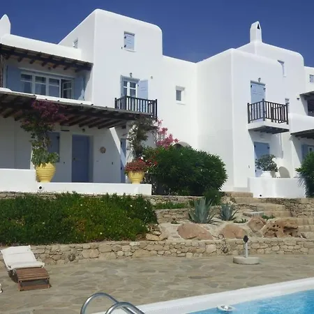 Traditional House With Shared Pool * Mykonos Town