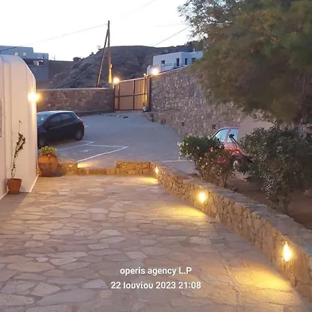 Holiday home Traditional House With Shared Pool