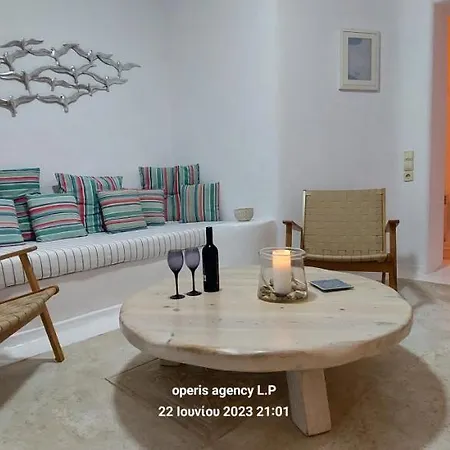 Holiday home Traditional House With Shared Pool *